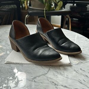 Cynthia Rowley booties